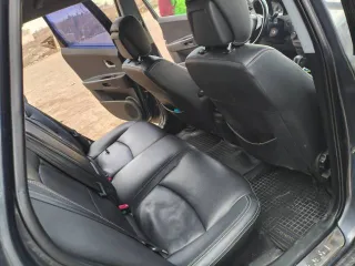 Kia Ceed, 2009 года, 122 лс, 262067 км, АКПП, vin XWEFF522390006537, СТС, ПТС и два ключа (один из них сломан), залог — нет, пробег 262к, по кузову очень много косяков, вмятин сколов и царапин, ржавое и дырявое и еще помятое левое крыло, ремонтировали левую сторону после дтп сделали плохо краска…