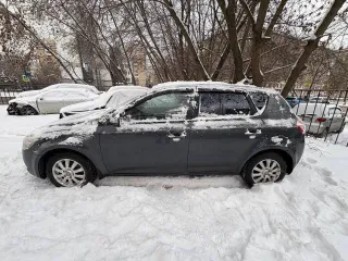 Kia Ceed 2010 года, 122 л.с., 340 000 км, АКПП. Легковой автомобиль, марка: KIA, модель: Sid Ed, год изготовления: 2010, цвет: серый, VIN: XWEHC512BB0004864, ПТС: 50РР 350533, г/н: Т779УМ69, двигатель №: AH372439, мощность двигателя, л.с. (кВт): 122 (90), рабочий объем двигателя, куб. см: 1591…
