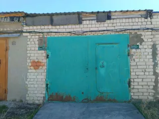 Нежилое здание, площадь: 20,9 кв.м., кадастровый номер: 11:12:1702005:1752 и земельный участок, площадь: 26 кв.м., категория земель: Земли населенных пунктов, разрешенное использование: для гаража в ГСК № 4, кадастровый номер: 11:12:1702005:165, Адрес  местоположение : Республика Коми, г.Печора…