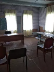 Административное здание, назначение: нежилое, площадь 136,2 кв.м, количество этажей: 1, в том числе подземных 0, кадастровый номер: 27:16:0020101:880, по адресу: Хабаровский край, р-н. Ульчский, с. Богородское, ул. Ленина, д. 39 Указано в аукционной документации 
Год ввода в эксплуатацию: 1947…
