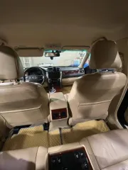 Toyota Camry, 2013 года, 181 лс, 265400 км, АКПП. Автомобиль марки TOYOTA, модель CAMRY, год выпуска 2013, идентификационный номер (VIN): XW7BF4FK10S031357. Состояние автомобиля: Есть трещина в передней правой фары, бампер задний сломан, небольшая вмятина на багажнике, акпп требует ремонта.