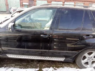 Автомобиль BMW X5, 2003 года выпуска, государственный регистрационный номер Н949ВР142, VIN 5UXFB33543LH50003, цвет черный. Экспертиза и оценка транспортного средства представлена в документации. Ключи и документы (СТС/ПТС) к транспортному средству отсутствуют. Мощность двигателя: 286 л.с. Марка…