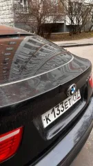 Bmw X6 2010 года, VIN: WBAFG2102BLN92421. Автомобиль не заводится из-за проблем с топливными форсунками. Боковые зеркала - царапины, повреждение лакокрасочного покрытия. Правое переднее крыло - скол, повреждение лакокрасочного покрытия (закрыто пленкой). Правый передний подкрылок - кустарная…