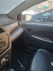 Лифан X50 2016 года, 103 л.с., пробег 56 502 км. VIN: X9W215852G0000487, госномер О949КО138. Автомобиль не на ходу. Коробка передач неисправна, привод коробки снят и находится в багажнике. Двигатель не закреплен под капотом, так как неисправен и стоит на деревянной доске. Находится в Иркутской…