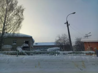 Здание, назначение: нежилое, этажей 3, в том числе подземных 1, общ пл. 1804,4 кв.м, к.н: 59:03:0400073:11313, адрес: край Пермский, г. Березники, ул. Юбилейная, дом 52, с земельным участком общ. пл. 11809 +/- 46 кв.м, к.н: 59:03:0400073:17, адрес: край Пермский, г. Березники, улица Юбилейная, з/у…