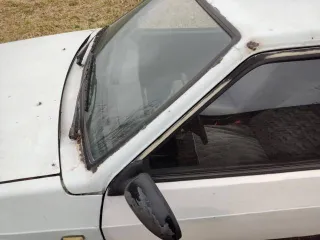 ВАЗ 2108, 1987 года выпуска, белого цвета. Мощность двигателя 70 л.с. VIN: XTA210800H0171472.