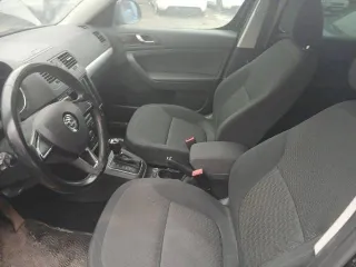 Skoda Yeti, 2014 года, 105 лс, 147426 км, АКПП, Автомобиль SKODA YETI, 2014 г.в., VIN XW8JF45LXEH700649, цвет черный, ГРЗ Н689АХ126RUS, в неудовлетворительном состоянии, имущество обременено залогом АО «ТБанк».