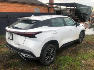 Omoda C5 2024 года выпуска, VIN LVVDB21BXRD106376, госномер Т583УК193. Автомобиль после аварии.