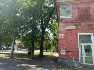 78/171 доли квартиры, 94.5 м², г. Самара, общая долевая собственность 78/171 в жилом помещении площадью 94.5, с кадастровым № 63:01:0230001:1297, расположенной по адресу: г. Самара, проспект Кирова, д. 179, кв. 18. Доля в собственности эквивалентна двум комнатам.