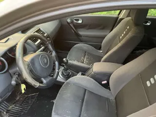 Renault Megane Grandtour 2008 года выпуска, VIN: VF1KMSEB639752831, гос. номер: Н820МА98, цвет: Серый. Автомобиль в залоге у АО Банк Инго. Местонахождение авто: Ленинградская область, Волховский район, Староладожское сельское поселение, деревня Трусово. По указанному VIN не найдена информация о…