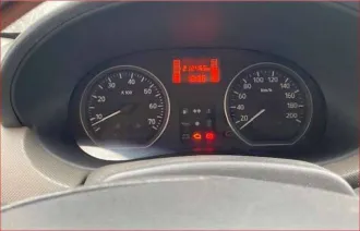 Renault Logan 2010 года, 84 л.с., пробег 212465 км. Модель SR, VIN: X7LLSRB1HAH336806, госномер У531ЕУ48.