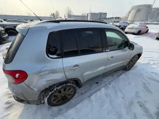 Volkswagen Tiguan 2010, легковой автомобиль, модель Volkswagen Tiguan, год выпуска 2010, VIN: XW8ZZZ5NZAG103130 (предмет залога ПАО "Совкомбанк"). Ознакомиться с имуществом можно по будням с 09:00 до 18:00, звонить по телефону +79872540172 для согласования времени осмотра по предварительной записи…