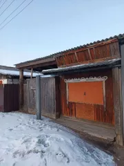 Земельный участок, площадь 100 кв.м., кадастровый (условный) номер: 38:16:000009:237 и 
Павильон, площадь 24.6 кв.м., назначение: нежилое, кадастровый (условный) номер: 38:16:000009:576