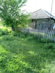 Земельный участок, площадь 3777 +/- 22 кв.м., кадастровый (условный) номер: 22:33:051401:283. Принадлежит должнику на праве собственности.
Адрес (местонахождение): Россия, Алтайский край, Первомайский район, п.Нижняя Петровка, ул.Хохловка 2