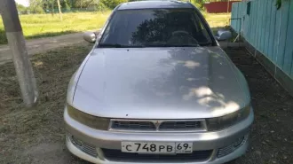Транспортное средство — легковой автомобиль Mitsubishi Galant 2.5, цвет серебристый, 2002 года выпуска, мощность двигателя 160 л.с., тип двигателя бензиновый, VIN: JMBSREA5A1Z001932, государственный регистрационный знак С 748РВ69, не на ходу  требуется ремонт .