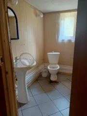 Турбаза «Сысола»: 8 зданий, 7,12 га, Республика Коми. Имущественный комплекс - турбаза «Сысола», в том числе: здание столовой (11:03:1201001:432), здание конторы (11:03:0000000:106), здание гаража (11:03:0000000:116), веранда летняя (11:03:0000000:69), веранда (11:03:1401001:288), общежитие…