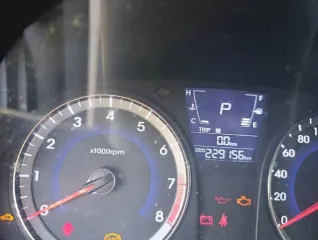 Hyundai Solaris 2012 Hyundai Solaris, 2012 года, 123 лс, 229156 км, АКПП Hyundai Solaris, 2012 года, 123 лс, 229156 км, АКПП автомобиль легковой марки HYUNDAI SOLARIS, VIN: Z94CT41DBCR132480, 2012 год выпуска
