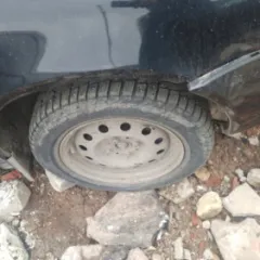 LADA KALINA, 2010 г.в., VIN: XTA111740A0060051, залогодержатель: АО «Экспобанк».