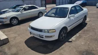 Автомобиль Toyota Carina, 1992 г.в., гос.рег.знак Х062МО 03RUS. Тех.состояние - неудовлетворительное. Требуется ремонт/замена двигателя и АКПП.