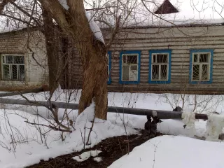 Здание (нежилое) площадью 271.1 кв.м., кад. номер 37:23:010208:45, находящиеся по адресу: Ивановская область, г. Вичуга, ул. Ульяновская, д. 9А, расположенное на 
Земельном участке площадью 3 342 кв.м., кадастровый номер 37:23:010208:2. Вид разрешенного использования: Для размещения…