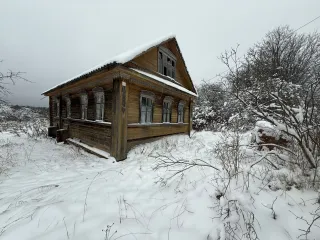 Жилой дом 75,9 кв.м, кадастровый № 53:02:0010301:153, адрес: Российская Федерация, Новгородская область, муниципальный район Боровичский, сельское поселение Волокское, деревня Елигово, дом 67, площадь: 75,9 кв.м. Земельный участок кадастровый № 53:02:0010301:72, адрес: Новгородская область, р-н…