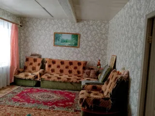 1/4 доли в квартире площадь 52.7 кв.м., назначение: жилое, адрес: Россия, Кировская обл., Уржумский р-н, д. Овсянниково, ул. Мира, дом 30, квартира 1, кадастровый номер: 43:35:410102:143