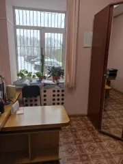 Нежилое помещение № 2П общей площадью 75,6 кв.м, назначение: нежилое, кадастровый номер 55:08:220106:458, адрес: Омская область, Колосовский район, с. Колосовка, ул. Ленина, д. 1, РНФИ П13560001963. Вид ограничений и обременений: отсутствуют. Общая площадь: 75.6. Кадастровый номер…