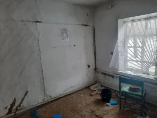 Нежилое здание, 60,3 кв. м, Алтайский край, Зональный район, с. Комарово, ул. Школьная, д. 13а, с кадастровым номером 22:15:070601:354, 1970 года, расположенное на земельном участке площадью 500 кв. м с кадастровым номером 22:15:070601:236 по адресу: Российская Федерация, Алтайский край…