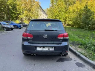 Volkswagen Golf 2011 Легковой автомобиль марки: ФОЛЬКСВАГЕН, модель: Golf, идентификационный номер (VIN): WVWZZZ1KZBW163281, кузов №: WVWZZZ1KZBW163281. Ознакомление с имуществом осуществляется по согласованию с организатором торгов по эл. почте: bogdan_monoul@mail.ru и тел.: 8-927-054-67-89, (в…