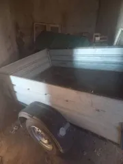 Прицеп к легковому автомобилю АТЛЕТИК 712012, 2022 года выпуска, марка: АТЛЕТИК, модель: 712012, год изготовления: 2022 г.в., идентификационный номер: XD1712012N0025263. Прицеп автомобильный, грузоподъёмностью 750 кг, тентованный, тент без дефектов, фонари работают, за исключением противотуманной…