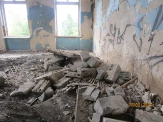 Земельный участок общей площадью 2405 кв.м, с кадастровым номером 74:18:0801007:35, по адресу: местоположение установлено относительно ориентира, расположенного в границах участка. Почтовый адрес ориентира: Челябинская область, р-н Саткинский, г. Сатка, кв-л 4, д.90, с расположенным на нем нежилым…