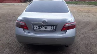 Автомобиль марки TOYOTA модель Camry 2006 г.в. VIN номер JTNBE40K603016538, цвет: светло серый. Техническое описание: Машина на ходу , есть небольшие сколы по кузову, нужна плановая проф. диагностика для выявления внутренних и внешних проблем.   ИМУЩЕСТВО В ЗАЛОГЕ ПАО СОВКОМБАНК.