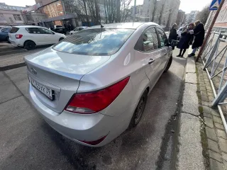 Автомобиль Hyundai Solaris 2016 года выпуска, VIN Z94CT41CAHR522362, государственный номер Р765ХК39, цвет серебристый.