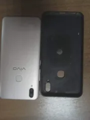 Телефонные аппараты, в количестве 11 штук: Samsung Galaxy A12, VIVO, iPhone 14 Pro, Realme 10, LG, Redmi модель V2006C3MNG (Xiaomi), Xiaomi модель M1805D1SG, itel модель W5006X, Samsung (красного цвета), Honor (цвет серебристый). Телефоны б/у, имеют следы эксплуатации: сколы, трещины, загрязнения…