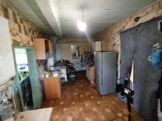 Дом 29,8 кв.м. и земельный участок 2400 кв.м., Кемеровская обл. Земельный участок. Категория земель: Земли населенных пунктов Вид разрешенного использования: Для ведения личного подсобного хозяйства Площадь: 2400 кв.м. Адрес: Кемеровская область, р-н. Промышленновский, д. Прогресс, ул. Центральная…