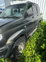 Лада Калина Единый лот 6 транспортных средств: Автомобиль марки "Лада 111760 Лада Калина", г/н Е175ОТ21RUS, VIN:XTA111760C0205751 (21-005788-1) и АМТС марки с государственным регистрационным знаком М 950 (полное описание в извещении). Ключи и документы на транспортные средства отсутствуют. Сведения…