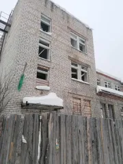 Земельный участок: Пермский край, г. Добрянка, пгт. Полазна, ул. Нефтяников, дом 20а, площадь 1896 кв.м, кадастровый номер 59:18:0020501:644, категория земель: земли населенных пунктов, вид разрешенного использования: для размещения здания почты. Здание: отделение почтовой связи, адрес: Пермский…