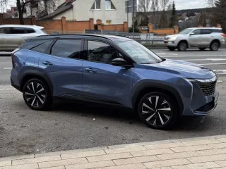 Geely Atlas 2023 года выпуска. VIN: LB3FX1S65PB102735.