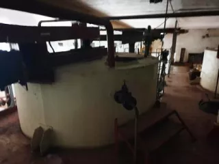 Недвижимое имущество: задание склада сырья, кадастровый номер 13:20:0401001:1685, площадь 648 кв.м; здание зернового склада, кадастровый номер 13:20:0401001:1692, площадь 1276,9 кв.м; здание склада цемента, кадастровый номер 13:20:0401001:1693, площадь 66,1 кв.м; здание погрузочно-разгрузочного…
