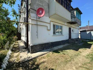 1/3 доли квартиры, 40.9 м², Краснодарский край, Славянский р-н, с. Ачуево. Вид объекта недвижимости: Квартира. Кадастровый номер: 23:27:0101001:10257. Назначение объекта: Жилое. Площадь, м2: 40.9. Местоположение: Краснодарский край, р-н Славянский, с. Ачуево, ул. Ленина, дом 21, кв.8. Вид права…