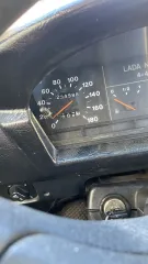 ВАЗ 21213, 2001 года выпуска, VIN XTA21213011592706. Техническое описание: Автомобиль примерно полгода уже не эксплуатируется, на данный момент не заводится. Требуется ремонт, либо замена карбюратора. С двигателем всё в порядке. Он после капитального ремонта. Просто не заводится из-за неисправного…