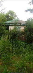 Дом 43,5 кв.м и участок 2721 кв.м, Карачаево-Черкесия. Земельный участок площадью 2 721 м², с кадастровым номером 09:09:0190102:247, с одноэтажным жилым домом площадью 43,5 м², с кадастровым номером 09:09:0190102:536, расположенные по адресу: Карачаево-Черкесская Республика, Карачаевский район, аул…