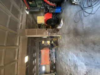 Здание 405 м² с участком 947 м² в Новосибирской области, Искитимский район, село Новолокти, улица Советская. В том числе: нежилое помещение площадью 405 м², 1 этаж, кадастровый номер 54:07:043001:668. Земельный участок площадью 947 м², категория земель: земли населенных пунктов, разрешенное…