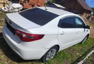 Kia Rio, VIN: Z94CB41ABFR232760, госномер: Е125ХА702, 2014 год.