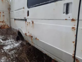 Движимое и недвижимое имущество, расположенное по адресу: 427004, Удмуртская Республика, Завьяловский район, с. Бабино, ул. Заречная, д. 82.