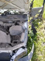 Автомобиль Toyota Corona, государственный регистрационный номер К526ХК93, 1996 года выпуска. Кузов автомобиля имеет деформацию левого переднего крыла, панели передка, арки переднего левого колеса с лонжероном, капота, левых дверей, левой боковины, крыши, отрыв и разрушение передней подвески слева и…