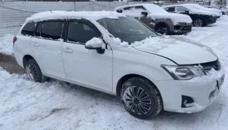 Toyota Corolla Fieder 2013 г.в., цвет белый, VIN отсутствует, номер кузова: NZE164 7021952, модель № двигателя: 1NZ E556559