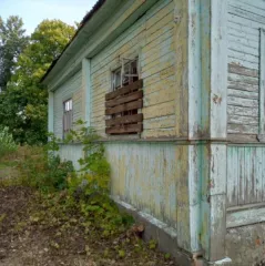 Нежилое здание площадью 197.9 кв. м с земельным участком 814 кв. м. Адрес: Ярославская область, г. о. город Переславль-Залесский, п. Рязанцево, ул. Садовая, д. 11. В составе: нежилое одноэтажное здание, кадастровый номер 76:11:150101:187; земельный участок категории земли населенных пунктов…