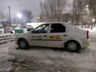 Renault Logan 2010 года, 75 л.с., пробег 333000 км, автоматическая коробка передач (АКПП). VIN: X7LLSRB2HAH296016, государственный номерной знак М712ХВ35.