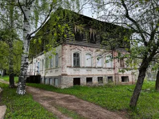 Жилое помещение (доля в праве 1/7). Кадастровый номер: 47:18:0000000:8570. Адрес: Ленинградская область, Бокситогорский муниципальный район, Пикалевское городское поселение, г. Пикалево, пер. 1 Театральный, д. 6, кв. 13. Площадь: 31.6 кв.м. Назначение: жилое. Этаж: 4. Ознакомление с имуществом…